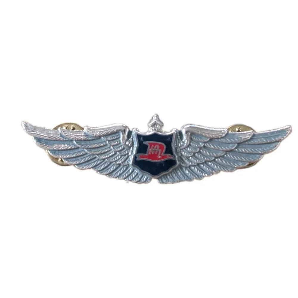 Rare Hawaiian Airlines Pilot Silver Tone Enamel Wings Pin 2 7/8